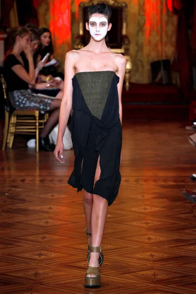 Look 20